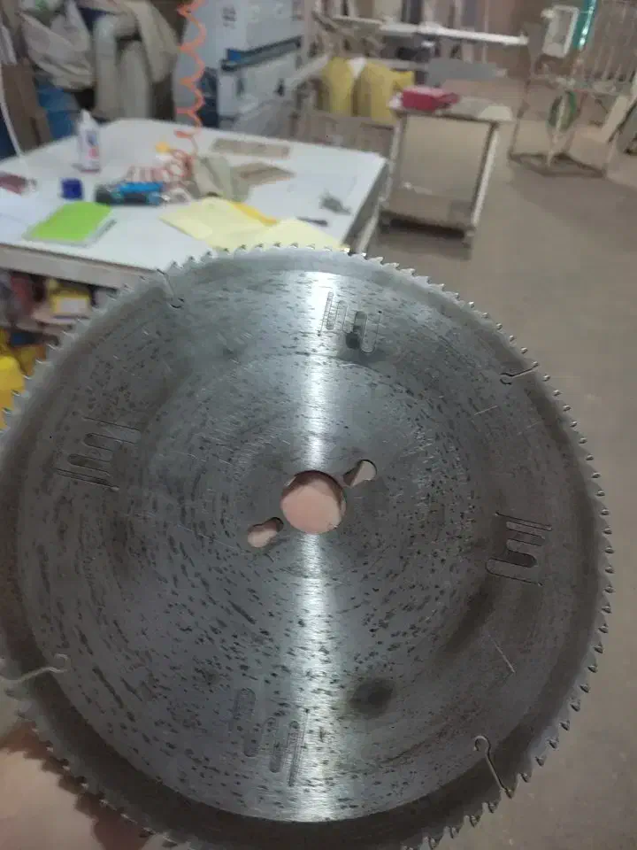 تیغ ام دی اف و تیغ نجاری|ابزارآلات|قم, تعویض پلاک|دیوار