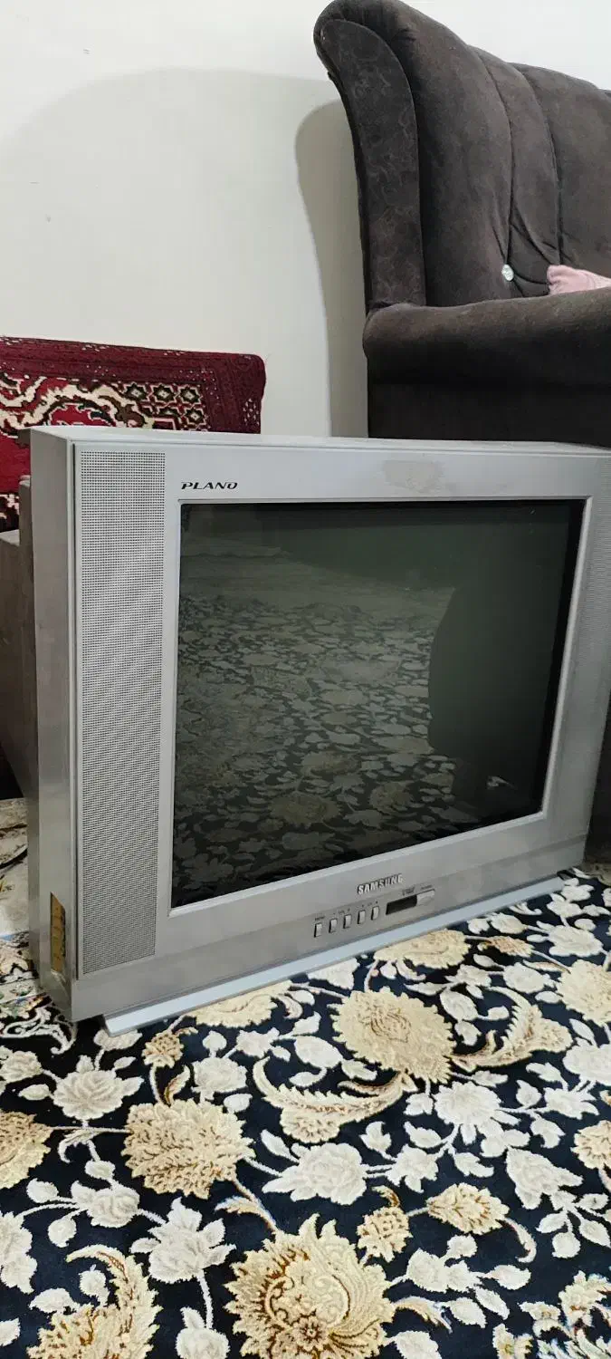 تلویزیون ۲۱ اینچ سامسونگ|تلویزیون و پروژکتور|قزوین, |دیوار