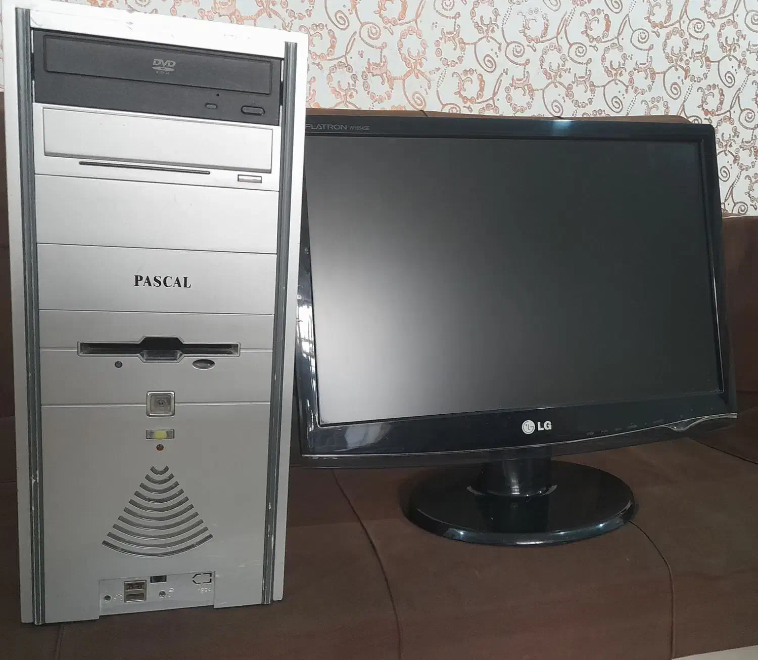 کامپیوتر|رایانه رومیزی|سنندج, |دیوار