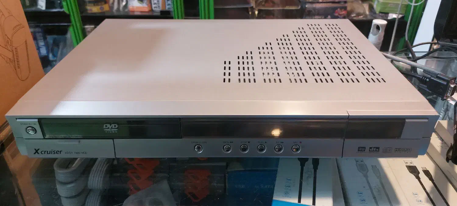 دستگاه dvd رکوردر همراه با هارد 160 گیگ و گیرنده|پخش‌کننده DVD و ویدیو|تهران, شادمان|دیوار