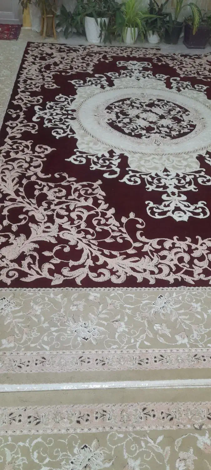 فرش گل برجسته ۱۲ متری در حد نو|فرش|حبیب آباد, |دیوار