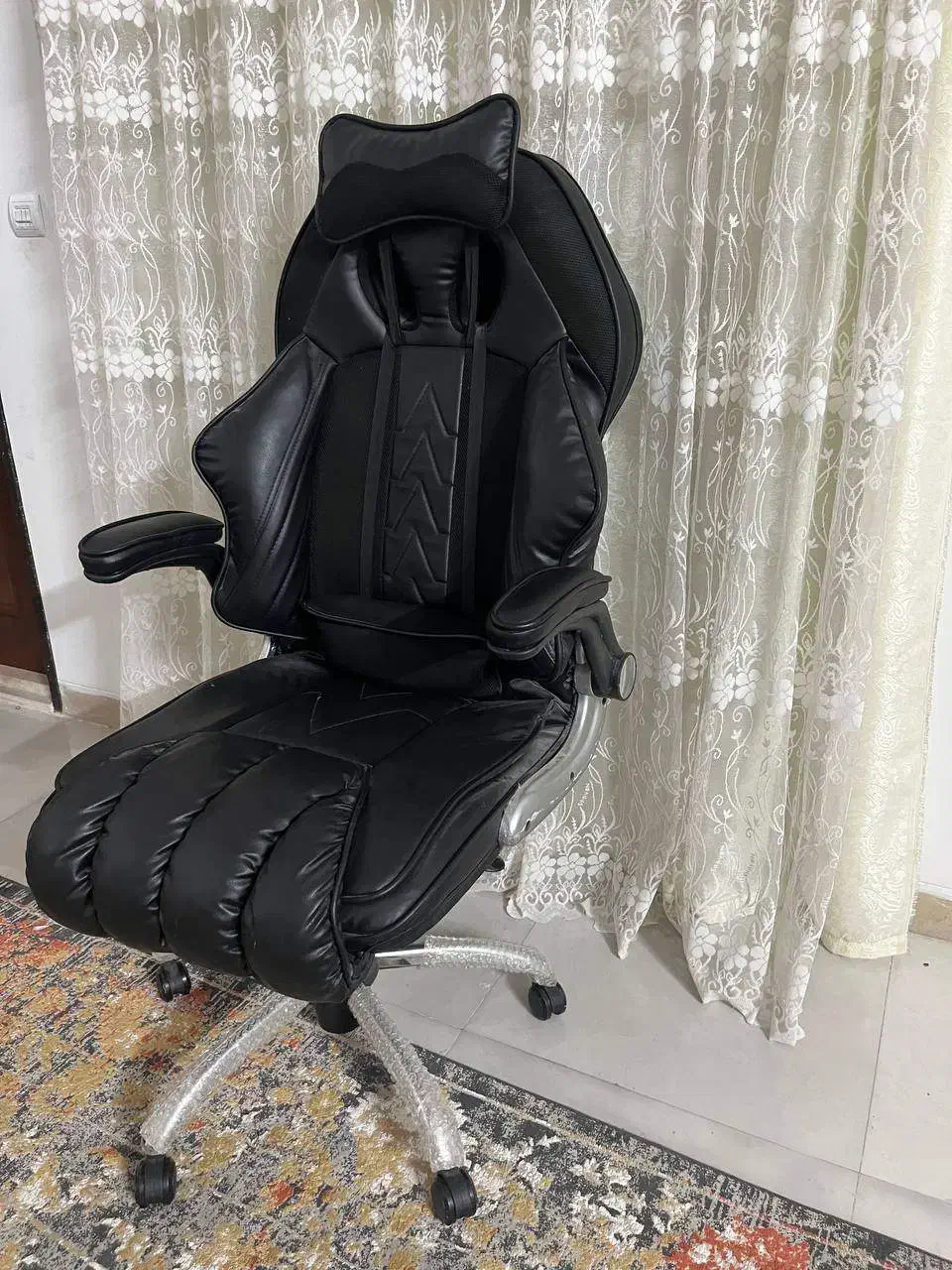 صندلی گیمینگ حرفهای ارگونومیک تمیزتر از نو|صندلی و نیمکت|یزد, |دیوار