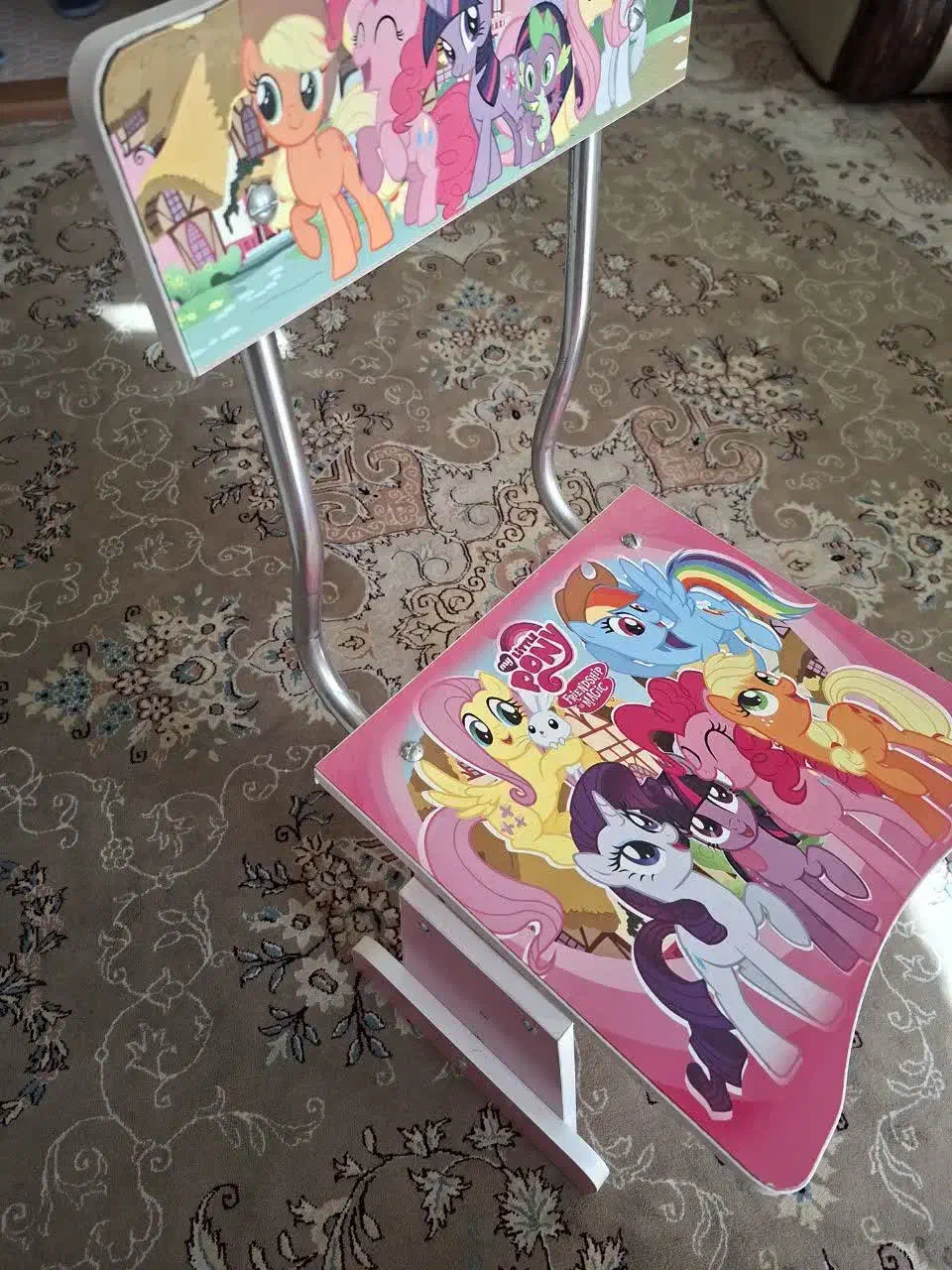 میزو صندلی کودک|تخت و صندلی بچه|نجفآباد, معرفت|دیوار