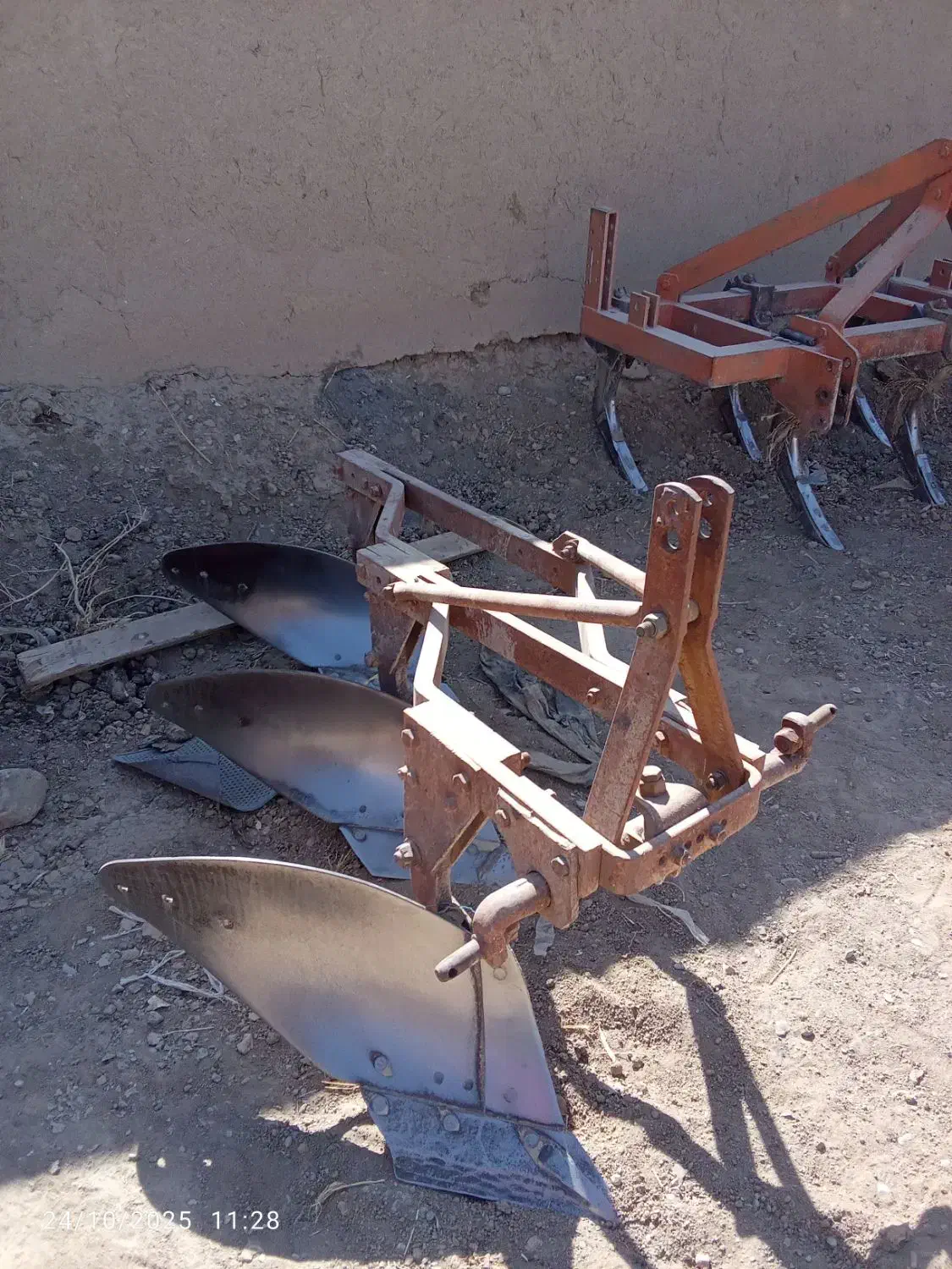 تراکتور ادوت کشاورزی|ماشین‌آلات صنعتی|خمینی‌شهر, |دیوار