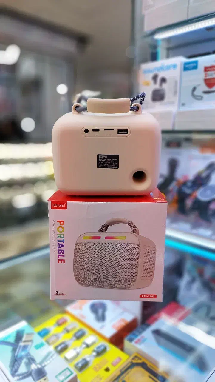 اسپیکر شارژی کوچک و خفن|لوازم جانبی موبایل و تبلت|سنندج, |دیوار