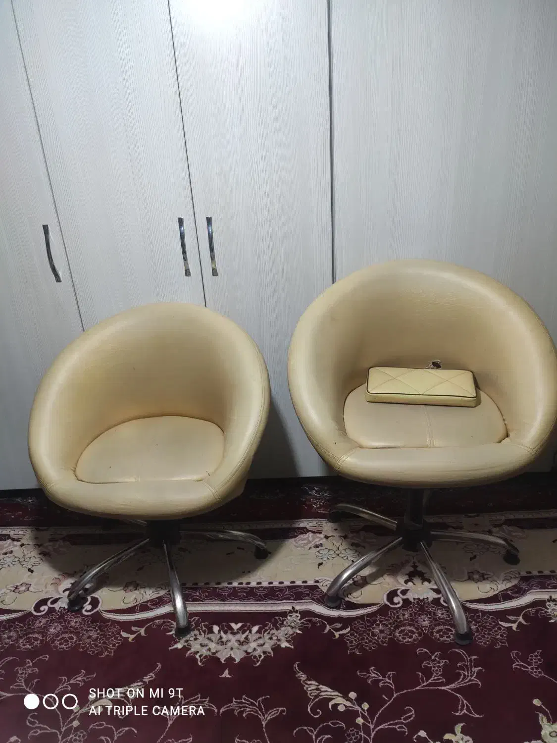 وسایل ارایشگاه|آرایشگاه و سالن‌های زیبایی|آبیک, |دیوار