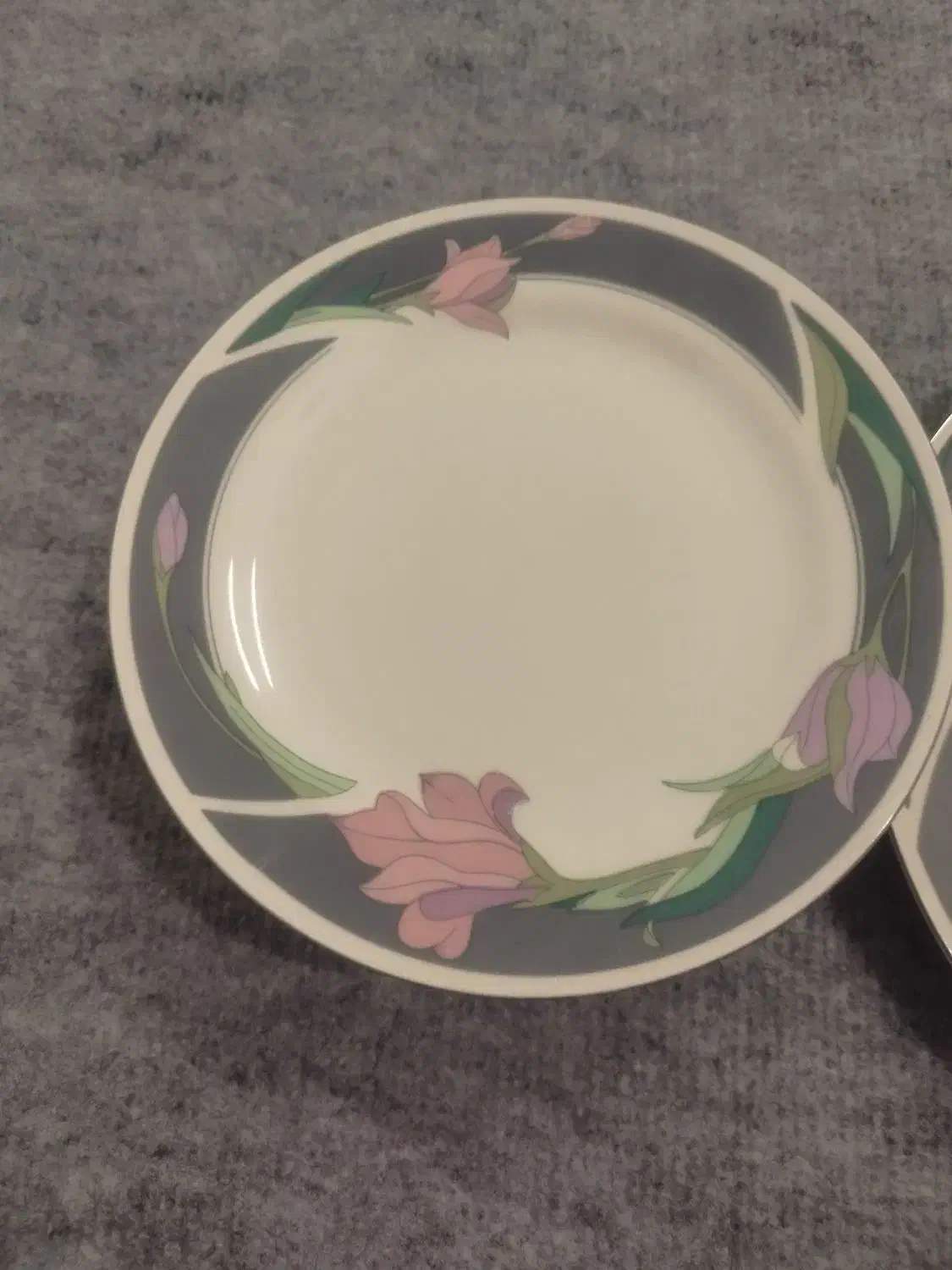 سرویس‌پیش دستی قدیمی ومیوه خوری|کلکسیون اشیاء عتیقه|شهرکرد, |دیوار