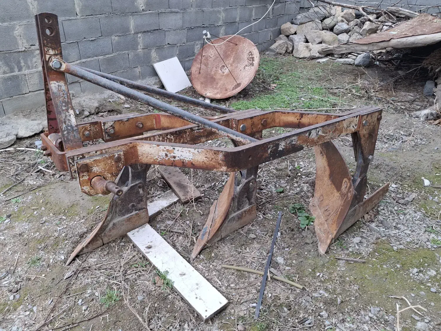 گاوآهن فروشی|ماشینآلات صنعتی|مانه, |دیوار