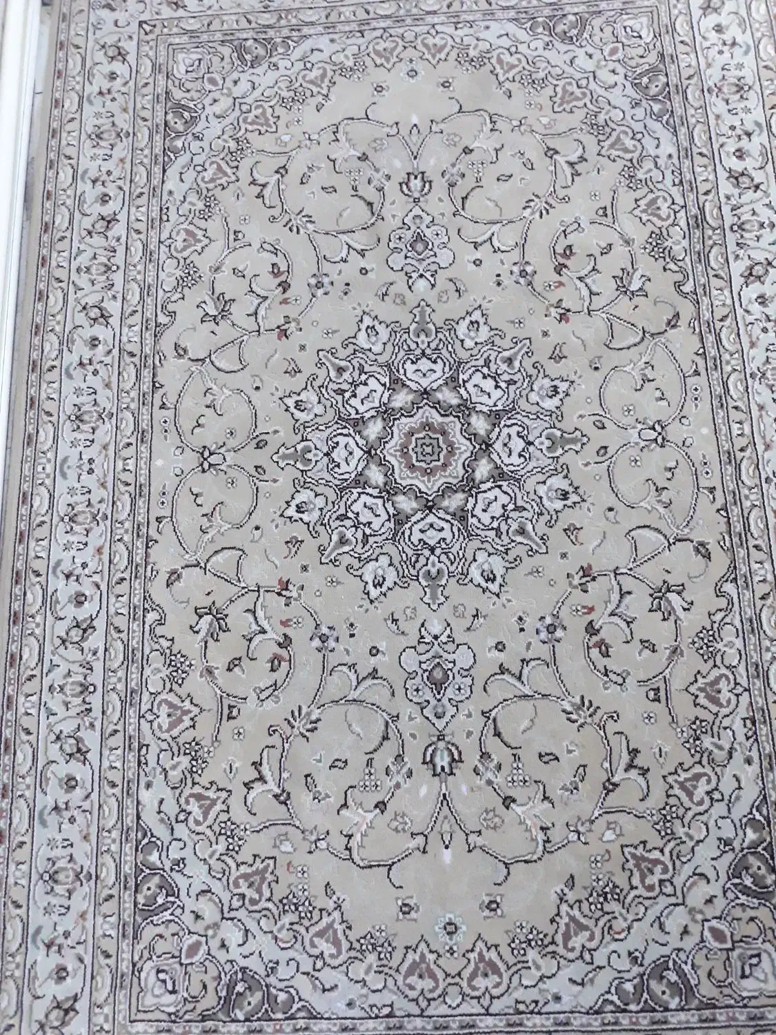 قالیچه|فرش|اصفهان, باتون|دیوار