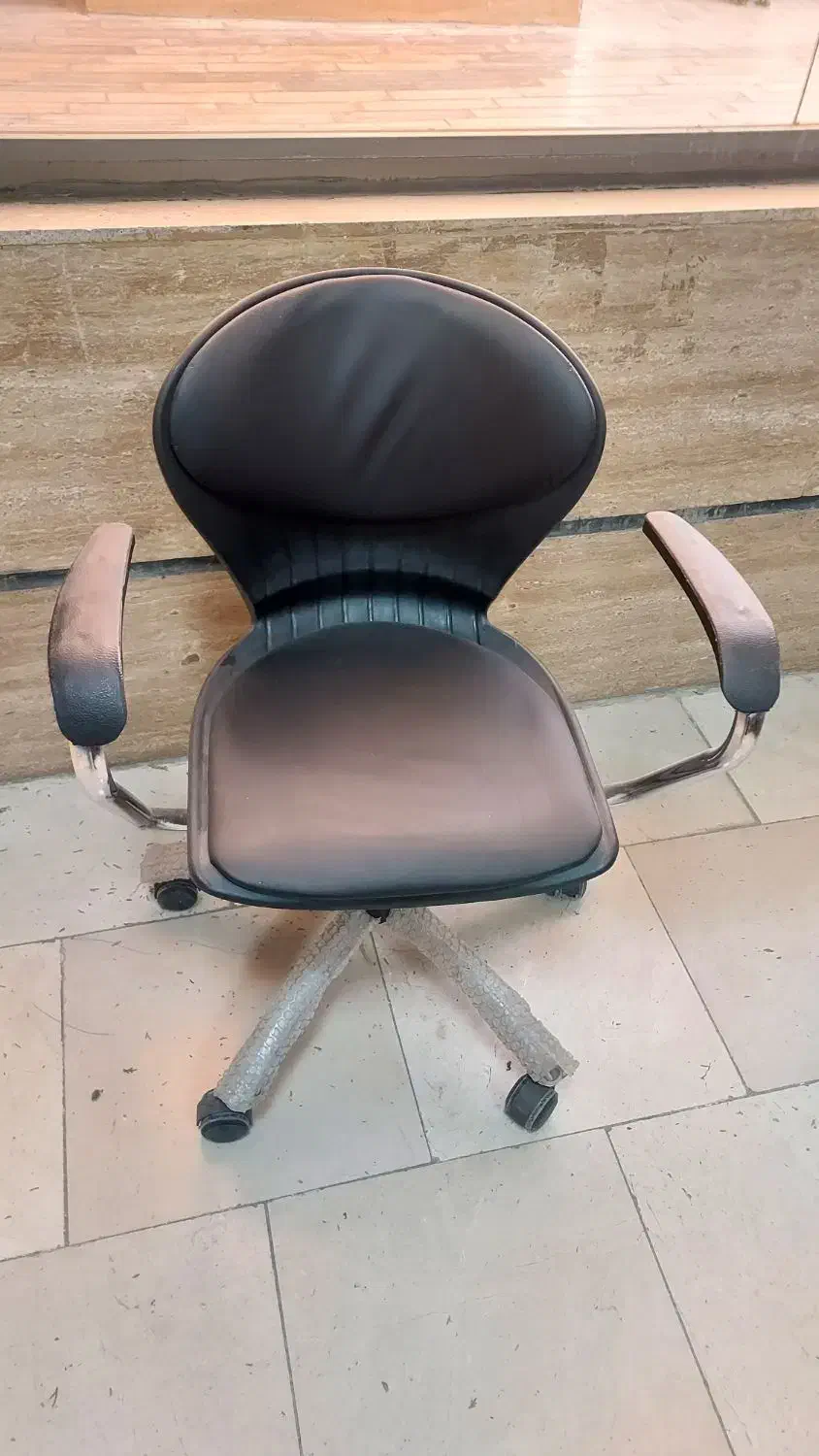 صندلی چرخدار|صندلی و نیمکت|تهران, گلستان (شهرک راه آهن)|دیوار