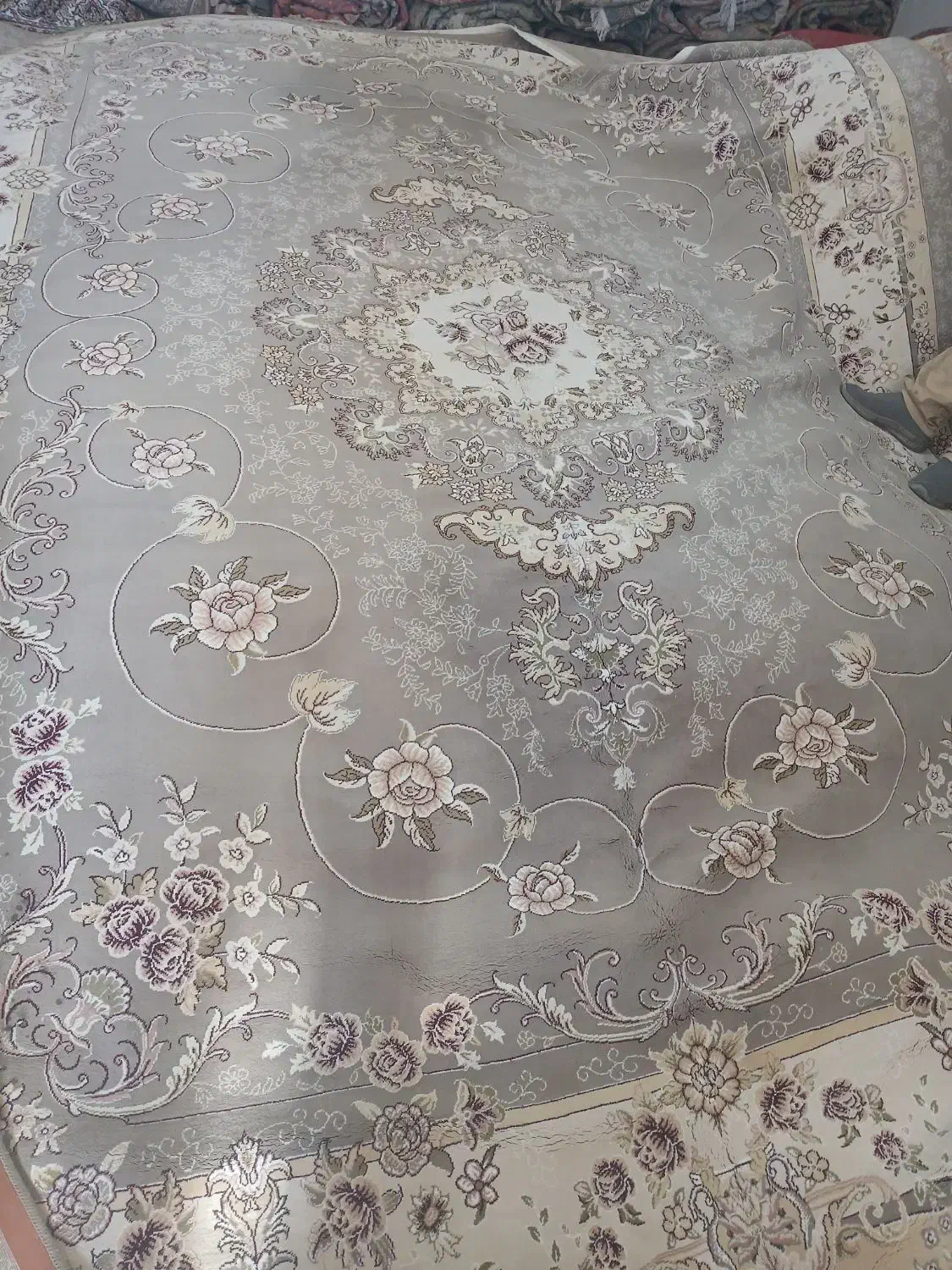 فرش جفت ۱۲متری نخی|فرش|آبش احمد, |دیوار