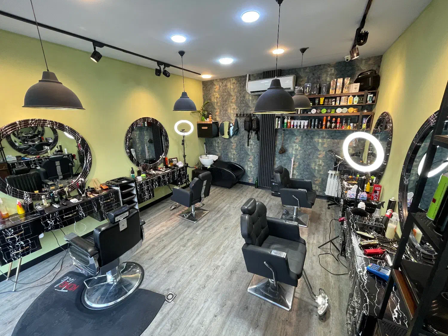 استخدام نیروی کار آرایشگاه مردانه|استخدام درمانی، زیبایی، بهداشتی|تهران, سازمان آب|دیوار