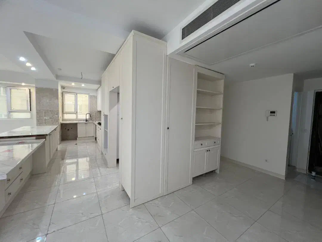 برج نگین ساحل ط10 128متری 2خواب