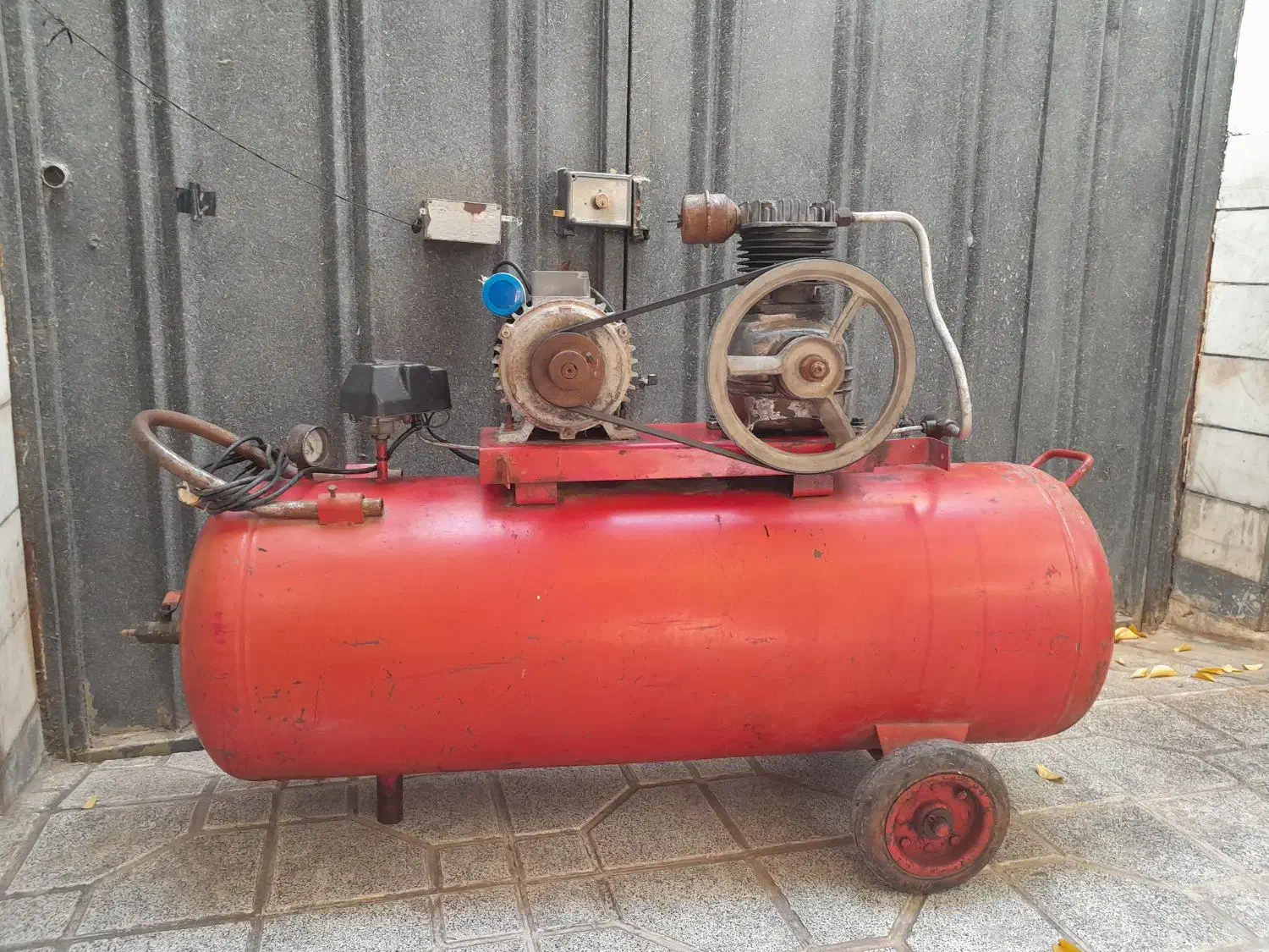 پمپ باد۱۵۰.الکتروجهان یک عددسنگ رومیزی باچهارپایه|ماشینآلات صنعتی|علیآباد کتول, |دیوار