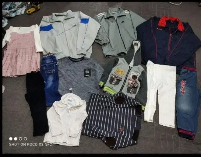 لباس|کفش و لباس بچه|مسجد سلیمان, |دیوار