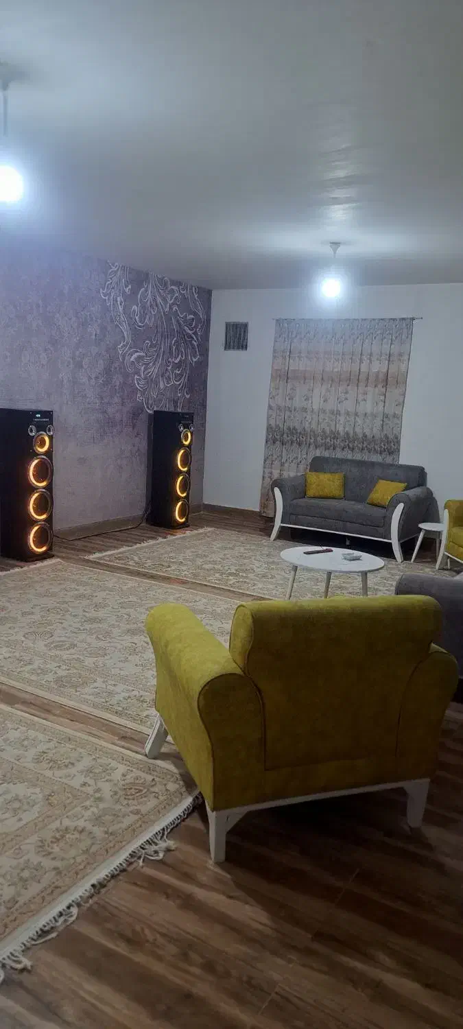 اجاره باغ ویلا|اجارهٔ کوتاه‌مدت ویلا و باغ|ماهدشت, |دیوار