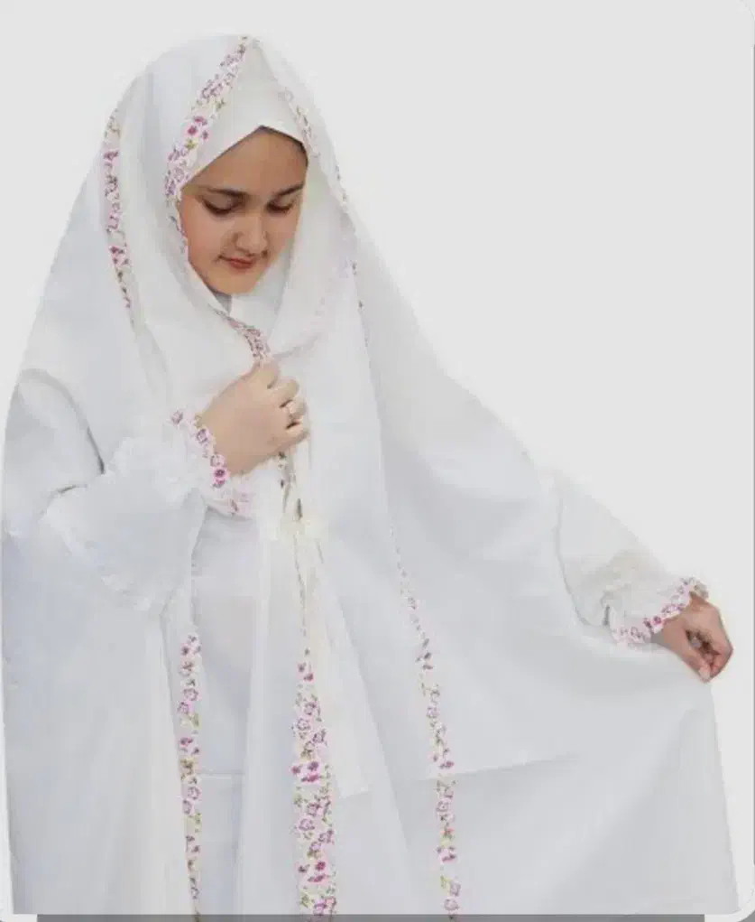 چادر نماز|لباس|زابل, |دیوار