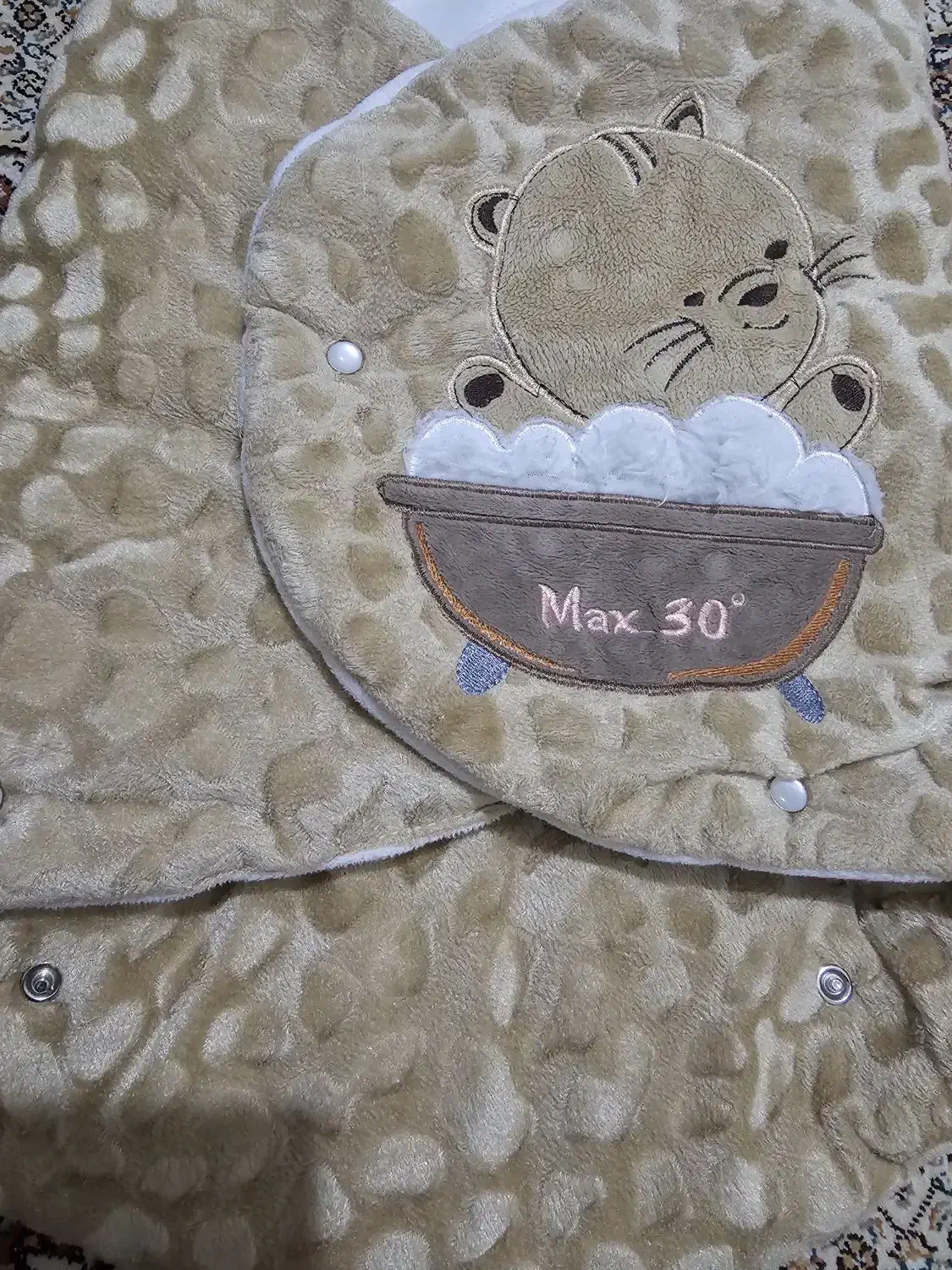 پتو نوزادی|رختخواب، بالش، پتو|هشتگرد, مدرس|دیوار