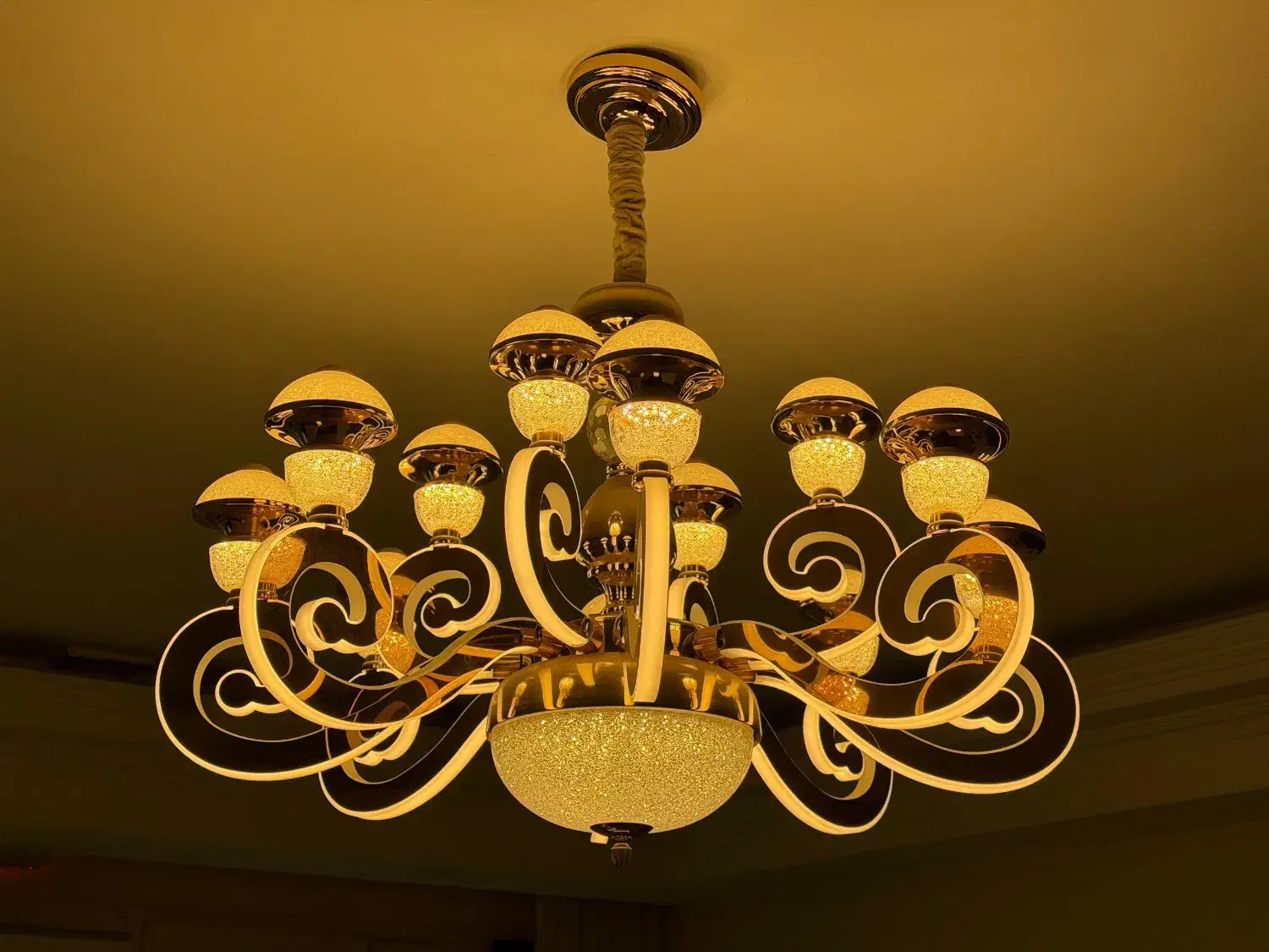 لوستر|لوستر و چراغ آویز|تهران, زرگنده|دیوار