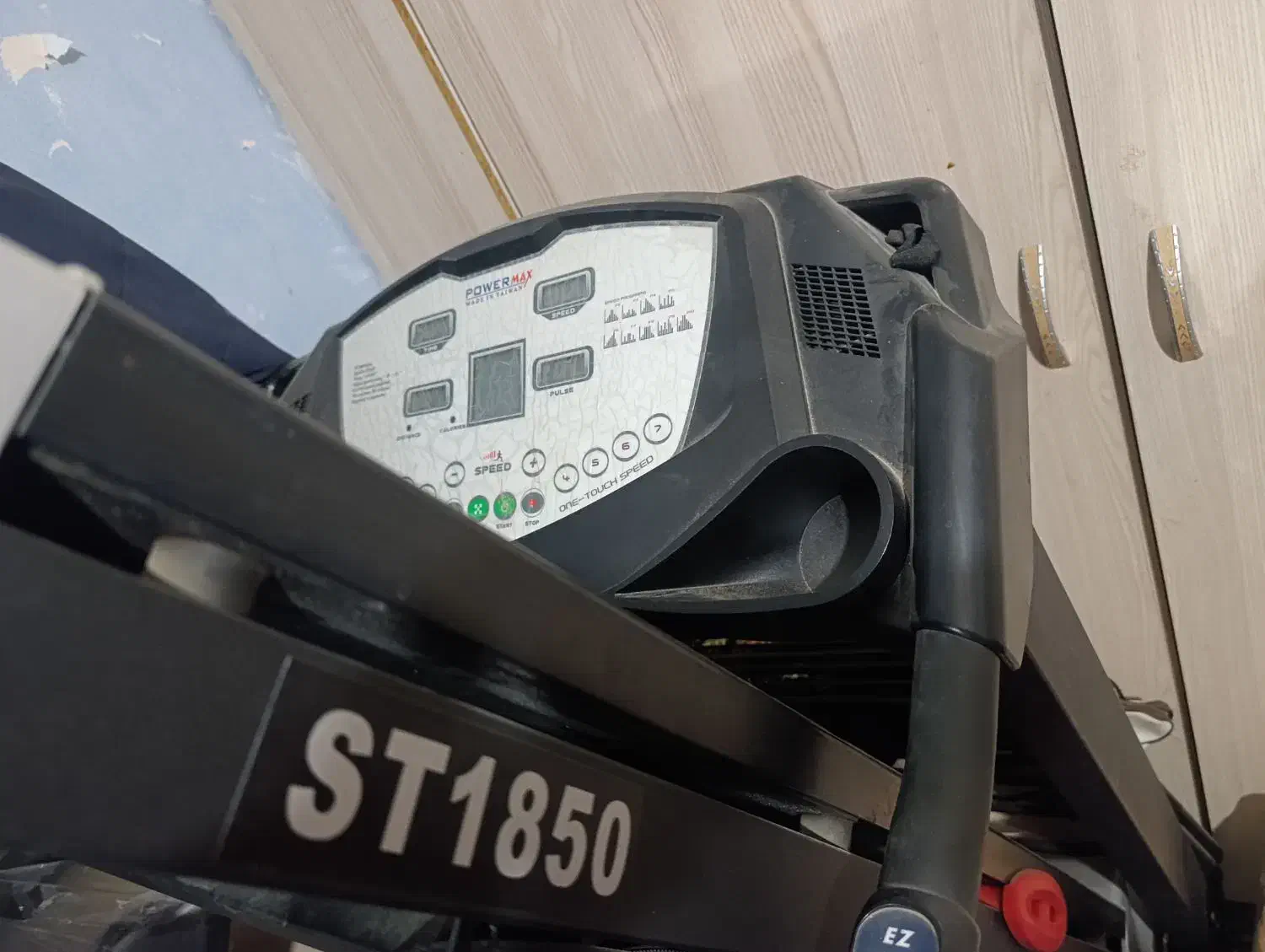 تردمیل در حد نو|تجهیزات ورزشی|بیرجند, |دیوار