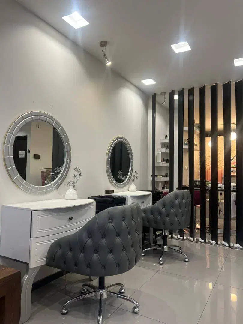 واگذاری سالن زیبایی در ستارخان با تمام متریال|آرایشگاه و سالنهای زیبایی|شیراز, ستارخان|دیوار