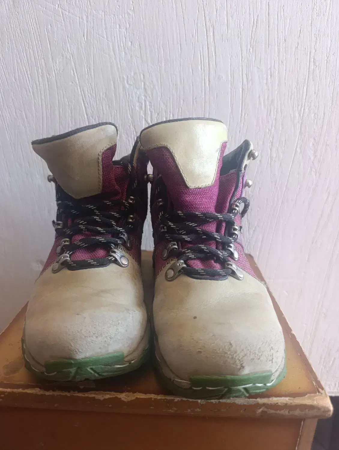 کفش کوهنوردی خارجی|کوهنوردی و کمپینگ|یاسوج, |دیوار