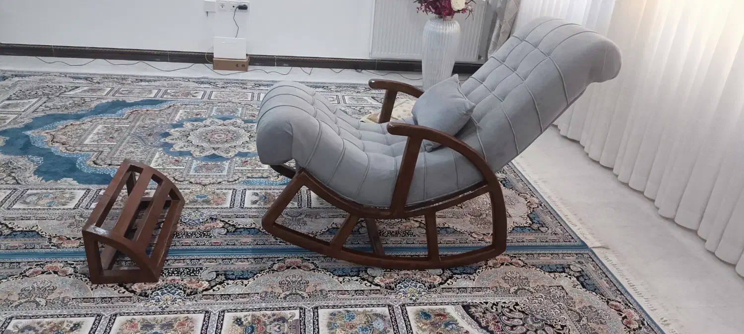 صندلی راحتی|مبلمان خانگی و میز عسلی|قم, زنبیل آباد|دیوار