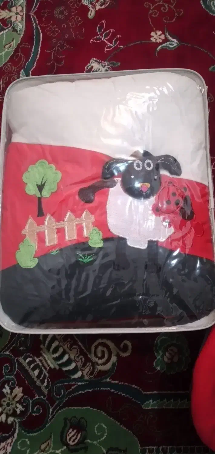 قنداق فرنگی و کریر|کالسکه و لوازم جانبی|بروجرد, |دیوار