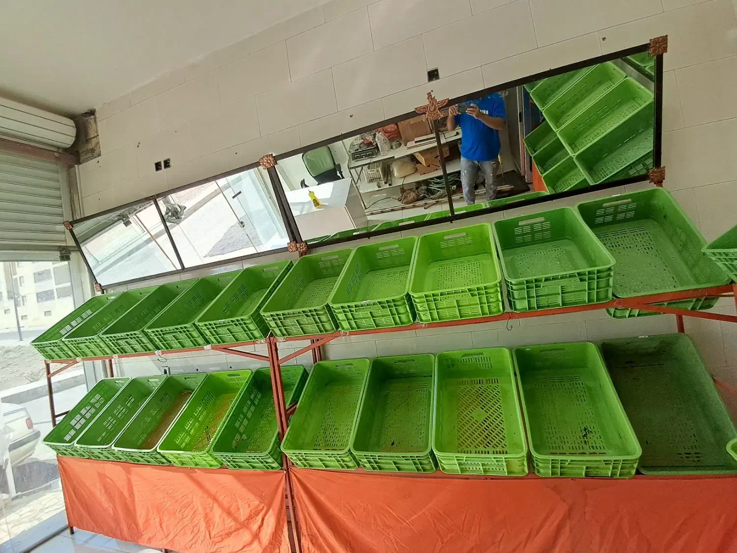 تعدادی قفسه میوه فروشی ب فروش میرسد|فروشگاه و مغازه|فولادشهر, مسکن مهر فولادشهر|دیوار