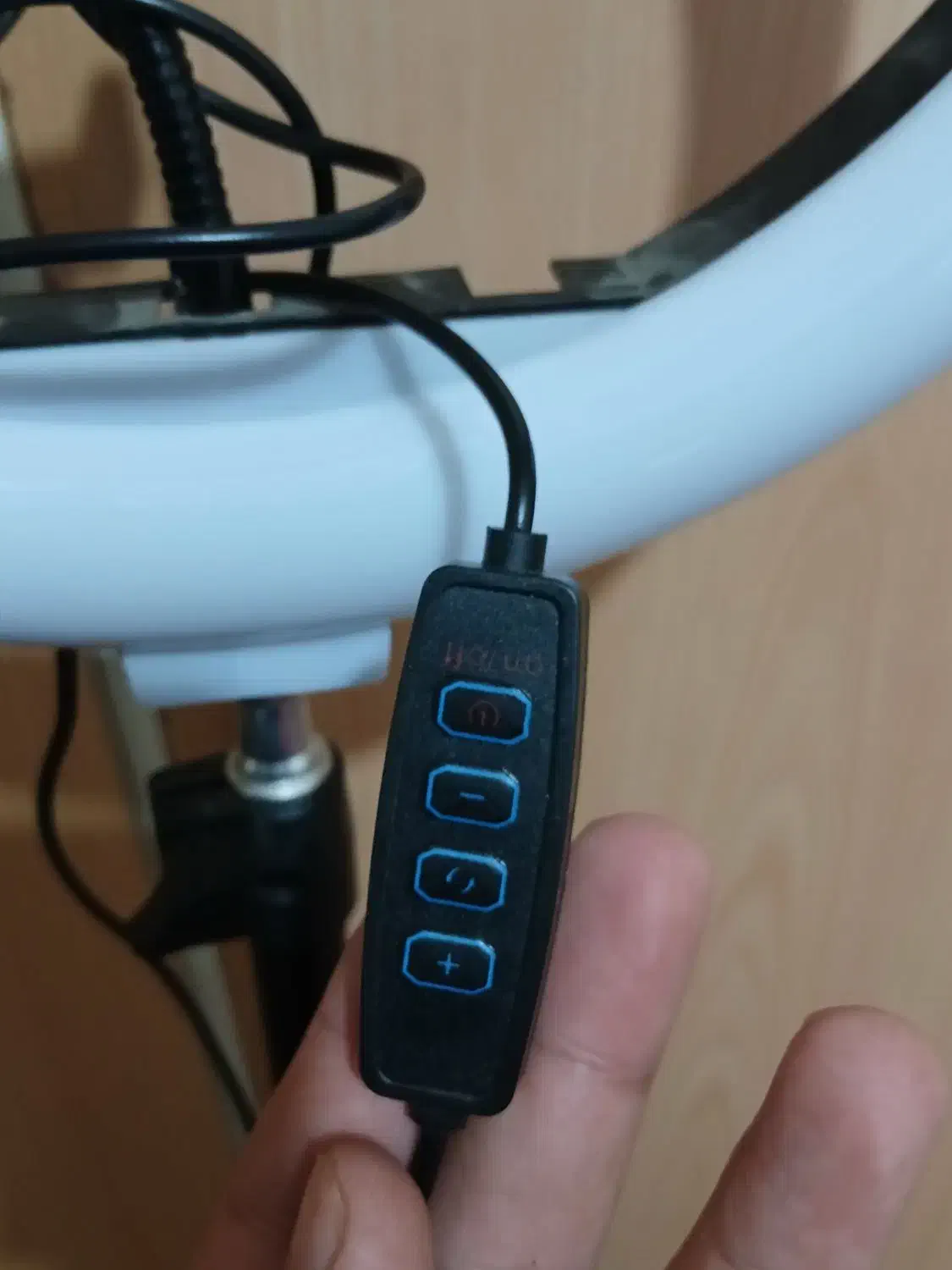 رینگ لایت|دوربین عکاسی و فیلمبرداری|اسدآباد, |دیوار