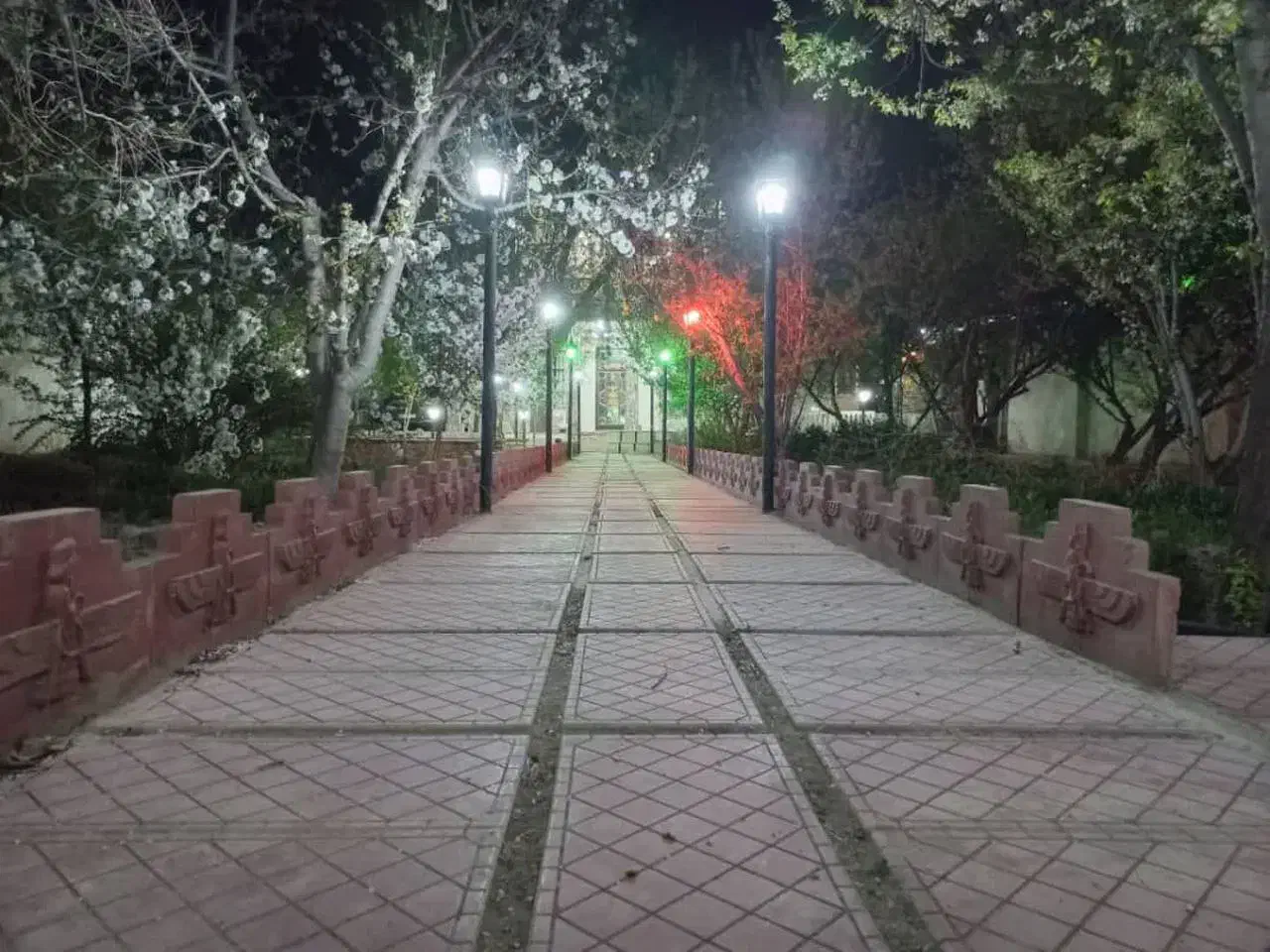 اجاره ویلا روزانه سهیلیه کردان زعفرانیه(ستاره شب)|اجارهٔ کوتاهمدت ویلا و باغ|کرج, فاز ۴ مهرشهر|دیوار