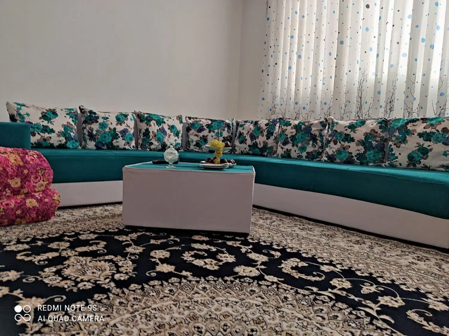 کاناپه هفت نفره|مبلمان خانگی و میز عسلی|میانه, |دیوار