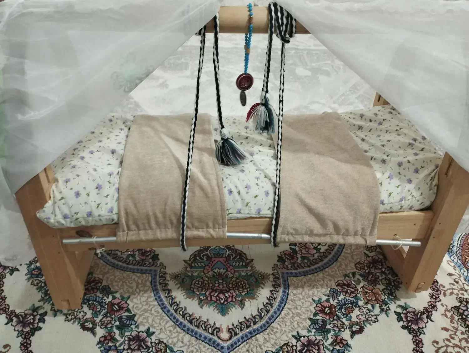 بیشکه (گهواره)|اسباب و اثاث بچه|سنندج, |دیوار