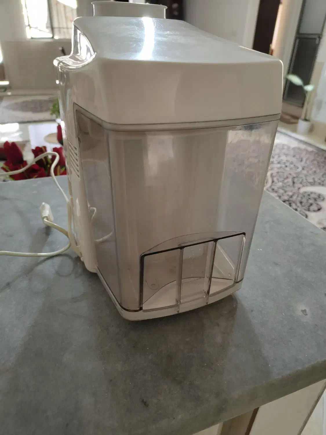 آبمیوه گیری برند ورلد استار در حد نو و سالم|آبمیوهگیر و آبمرکباتگیر|محمدشهر, شهرک چمران|دیوار