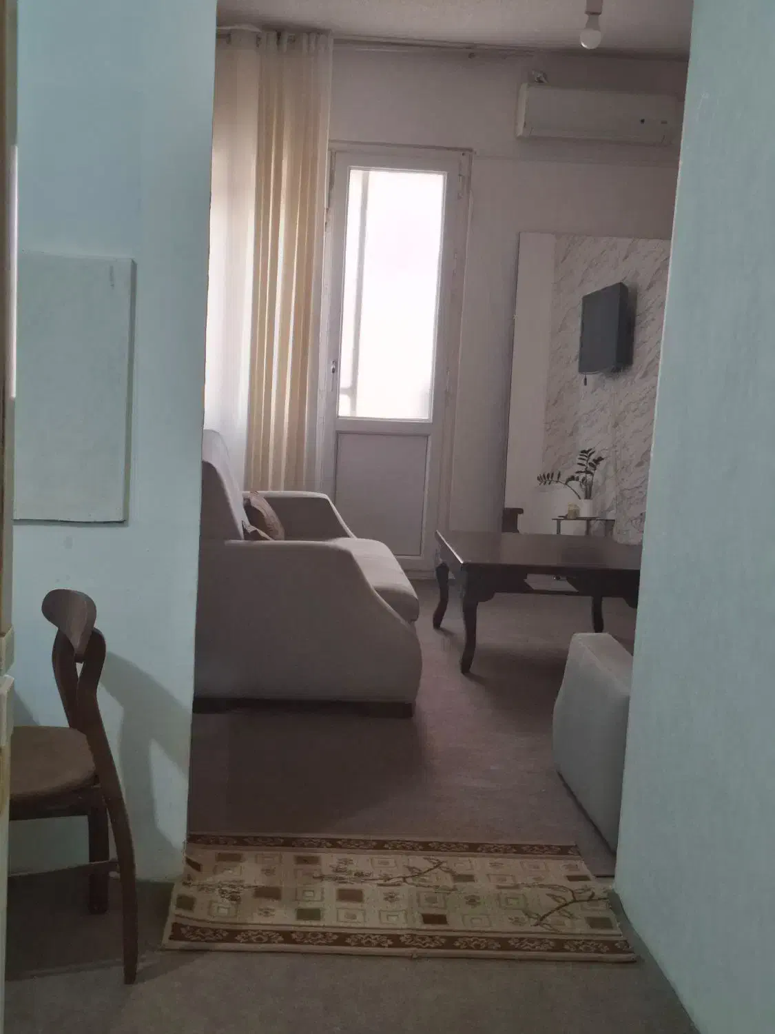 آپارتمان کوتاه مدت|اجارهٔ کوتاهمدت آپارتمان و سوئیت|پرند, فاز ۶|دیوار