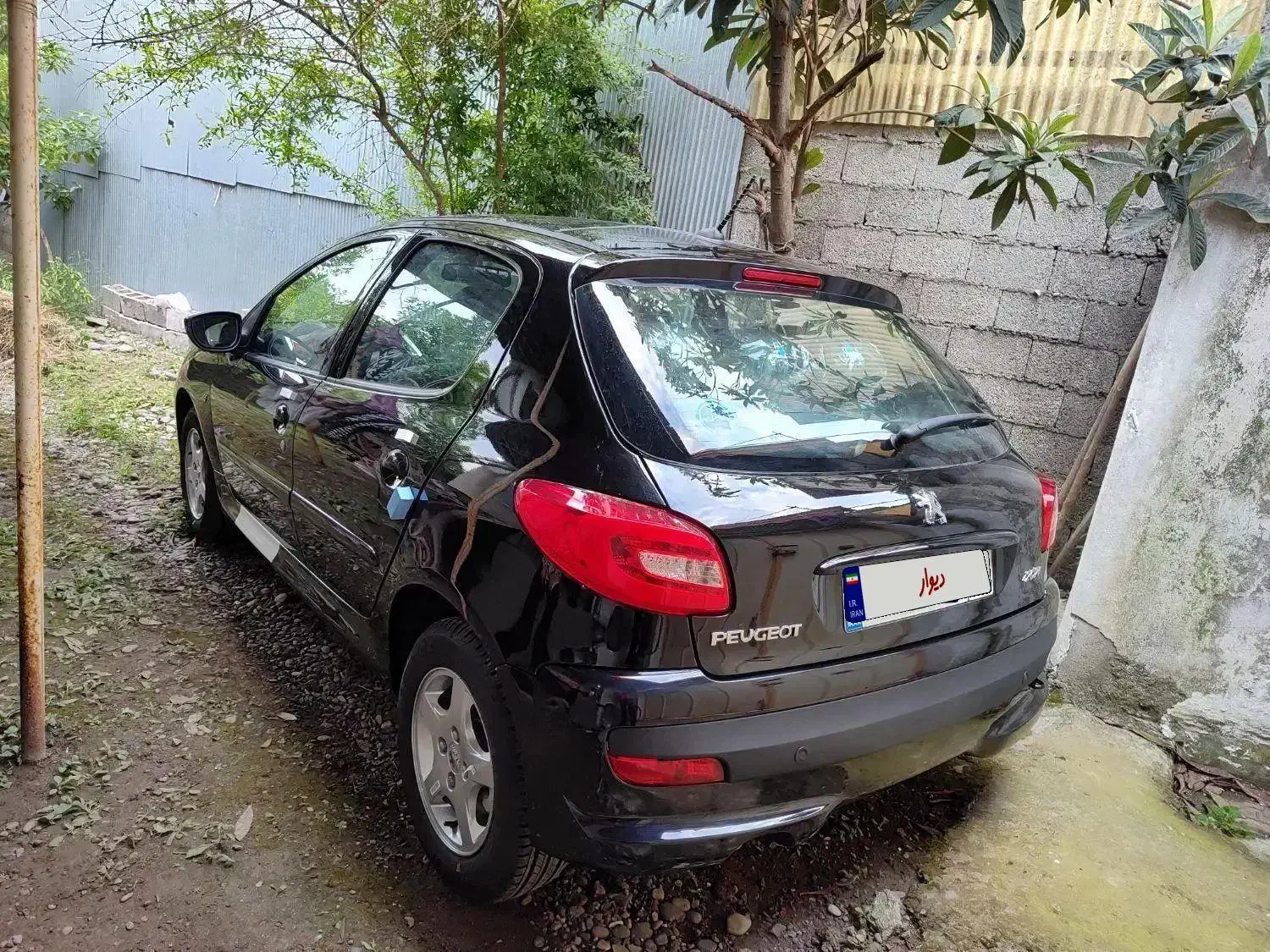 207 پانوروما مشکی دنده ای فول صفر کیلومتر 1404|خودرو سواری و وانت|رشت, ساغری سازان|دیوار