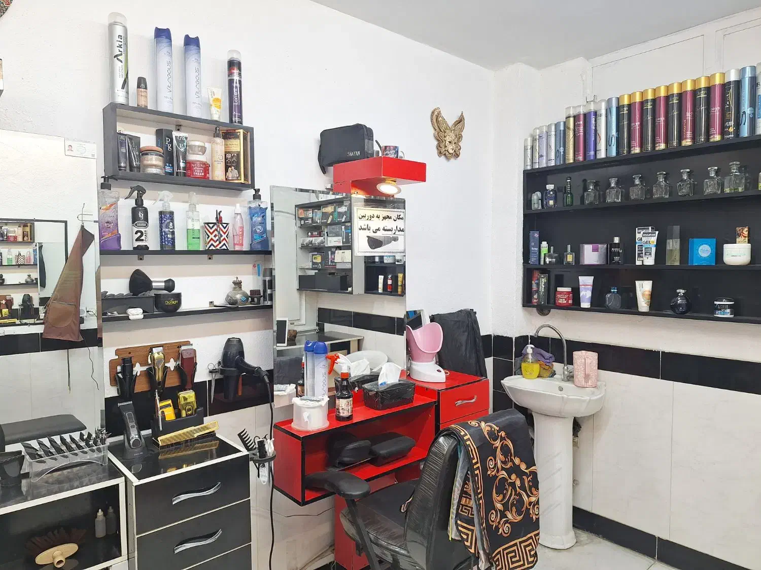 نیازمنده به همکار آرایشگره مردانه|اجارهٔ دفتر کار، اتاق اداری، مطب|مشهد, شهرک امام هادی (شهرک غرب)|دیوار