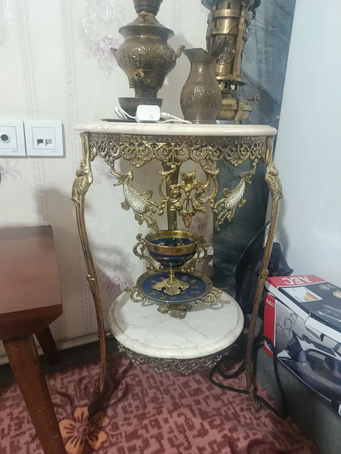 میزبرنز|کلکسیون اشیاء عتیقه|باقرشهر, |دیوار