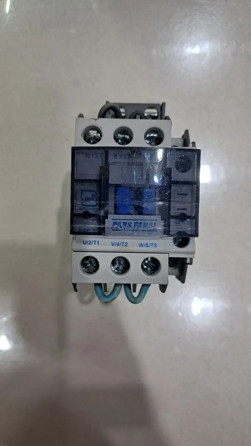 کنتاکتور ۲۲ آمپر|ماشینآلات صنعتی|آبادان, |دیوار