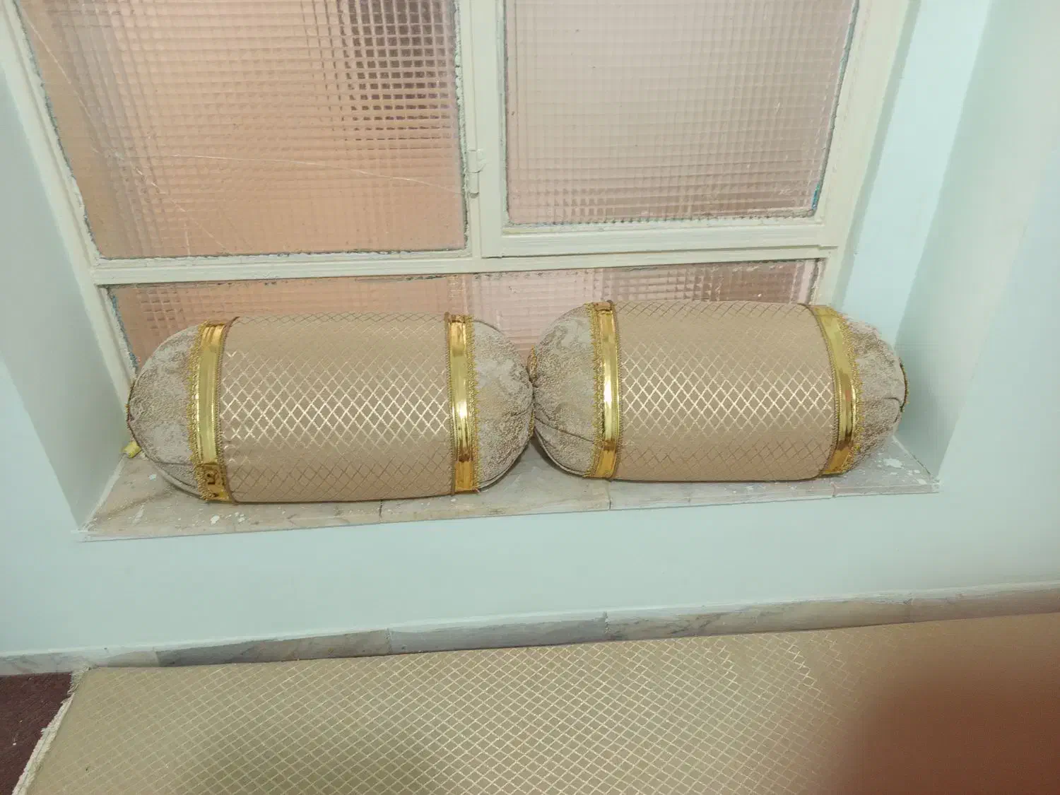 کناره و بالش|پشتی|جهرم, |دیوار