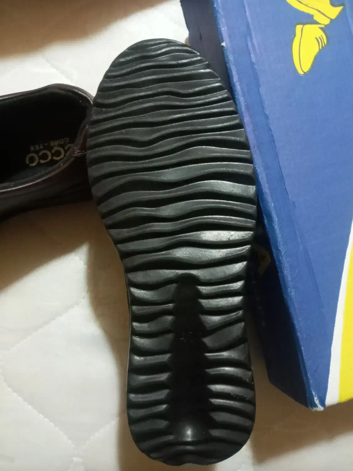 کفش طبی|کیف، کفش، کمربند|رشت, منظریه|دیوار