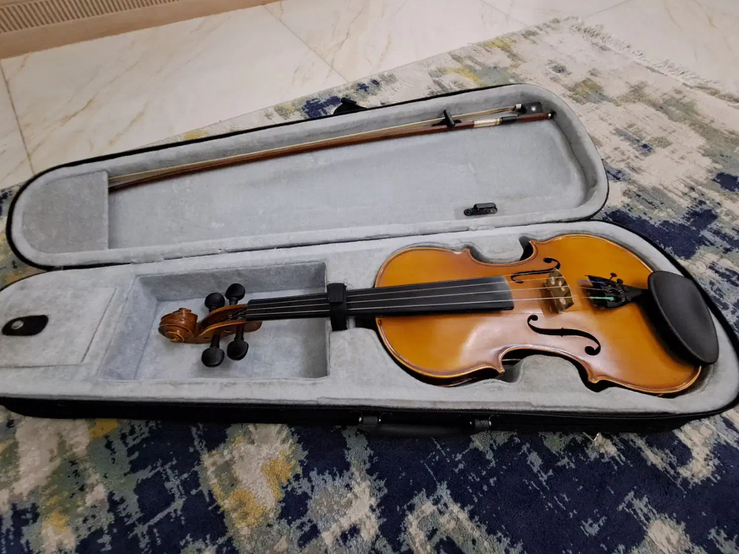 ویولن tf 142|ویولن|قزوین, |دیوار