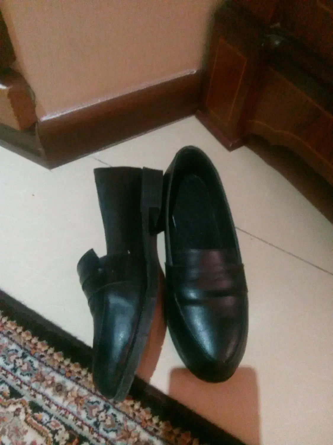 کفش اسپرت سایز ۳۸ یکبار استفاده شده|کیف، کفش، کمربند|تهران, باغ فیض|دیوار