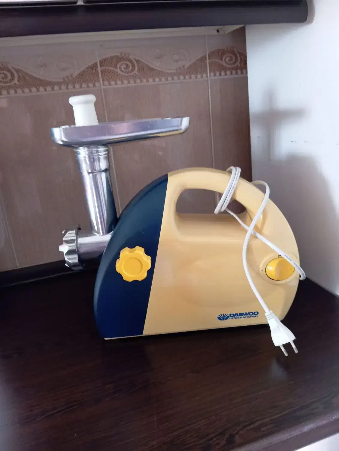 چرخ گوشت|خردکن، آسیاب، غذاساز|سقز, |دیوار