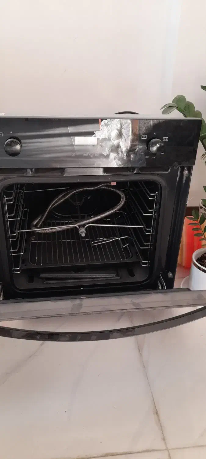 فر توکار با کار کرد گاز و برق نمای فر شیشه مشکی|اجاق گاز و لوازم برقی پختوپز|باقرشهر, |دیوار