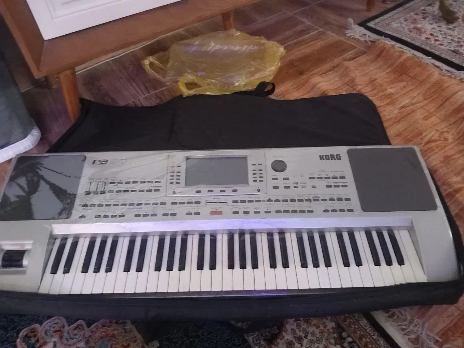 ارگKORG pa80/ فلش ۴لبه/زیبا کاوردار|پیانو، کیبورد، آکاردئون|گرگان, |دیوار