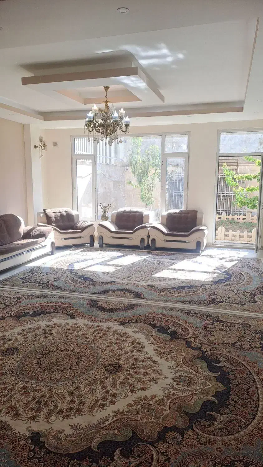 ویلایی ۱۷۰متری ۳خواب شهرک گلخانه|فروش خانه و ویلا|ابهر, |دیوار