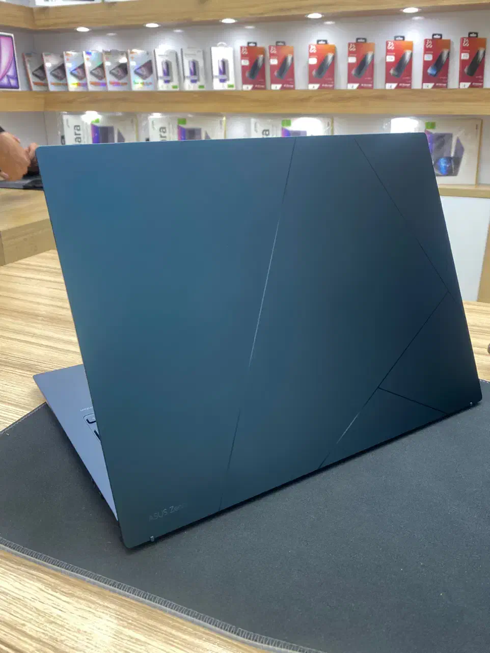 سبک ترین لپ تاپ ایسوس led oled ux 5303|رایانه همراه|تهران, جردن|دیوار