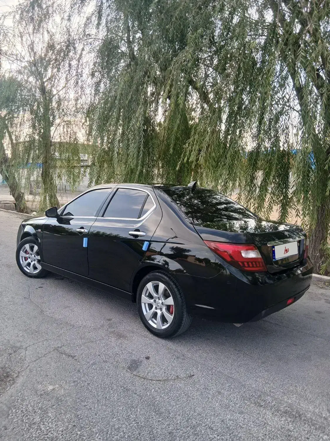 دنا اتومات مشکی آبنوس مدل ۱۴۰۲|خودرو سواری و وانت|آباده, |دیوار