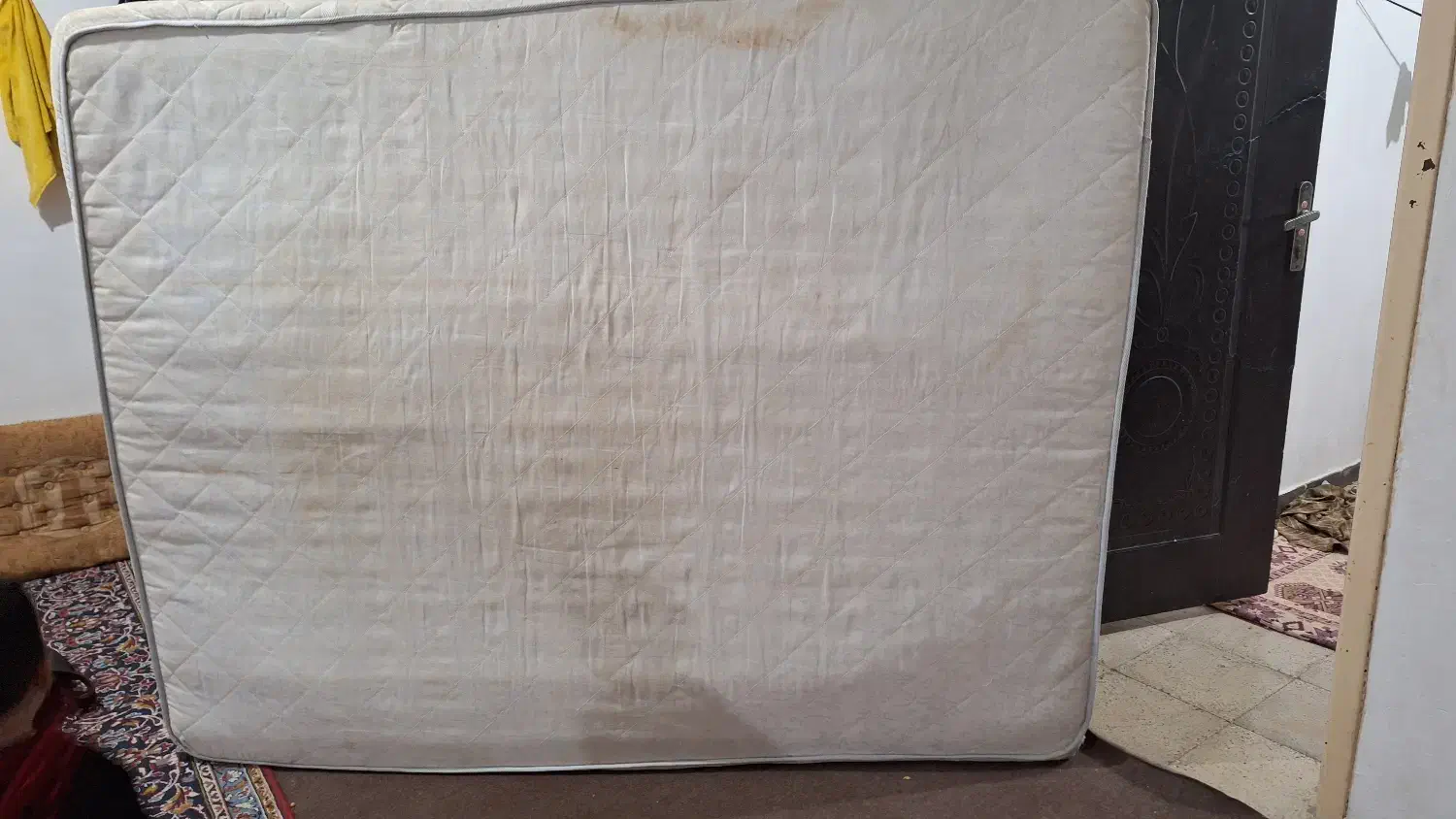 تخت و تشک دو نفره|تشک تختخواب|کوه چنار, |دیوار